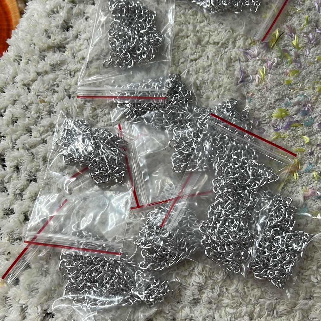 Quality Hammocks for small pets 36cmx36cm (hooks given) by The Mari’s