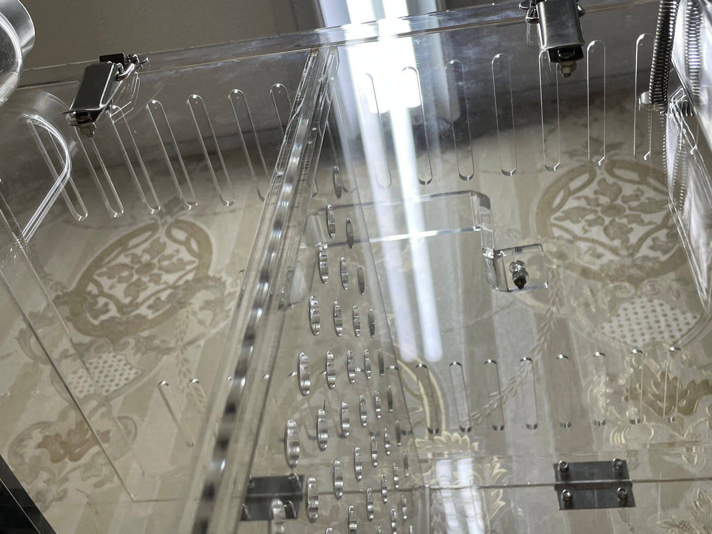 Medium Acrylic pairing cage cum carrier / temporary cage for 2 to 3 chinchillas