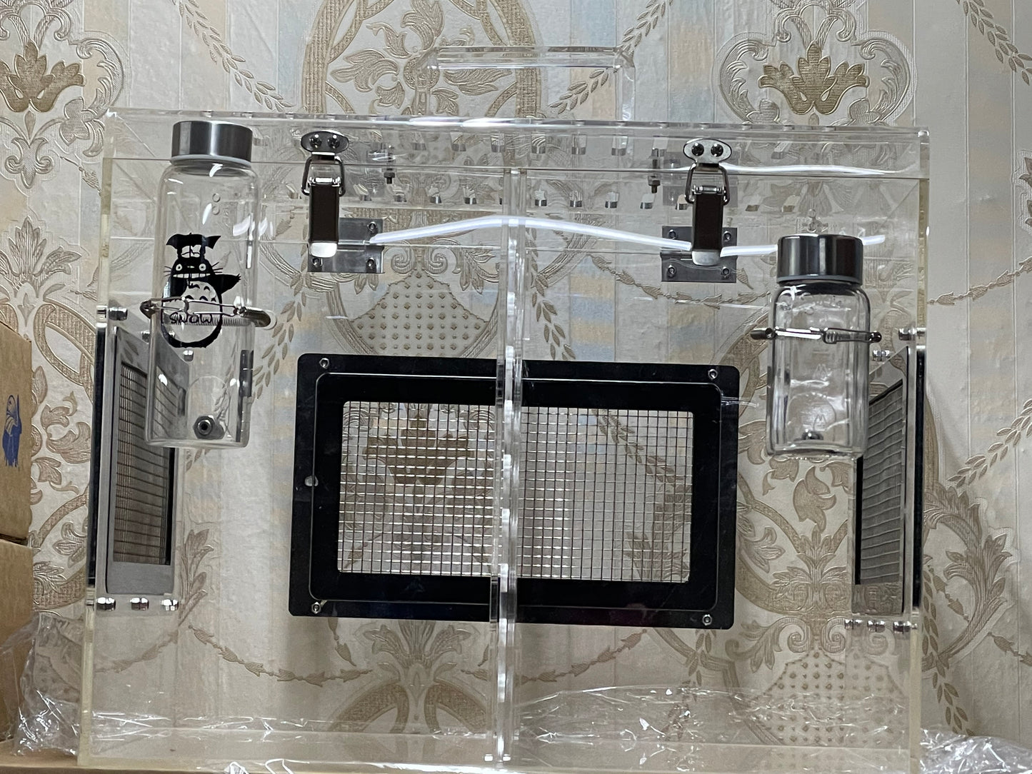 Medium Acrylic pairing cage cum carrier / temporary cage for 2 to 3 chinchillas