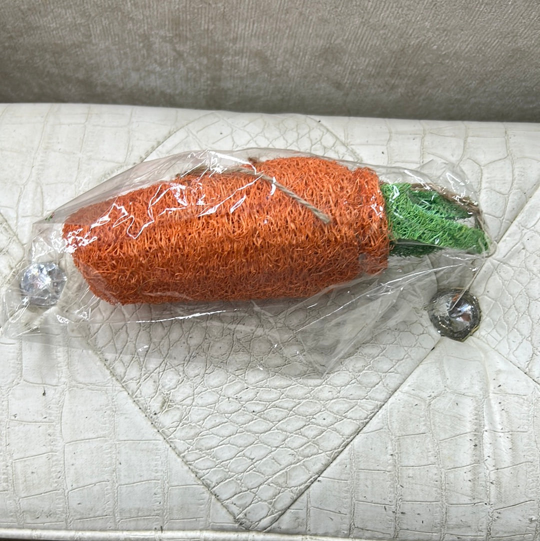 Food grade Loofah Carrots 15 cm to 18 cm