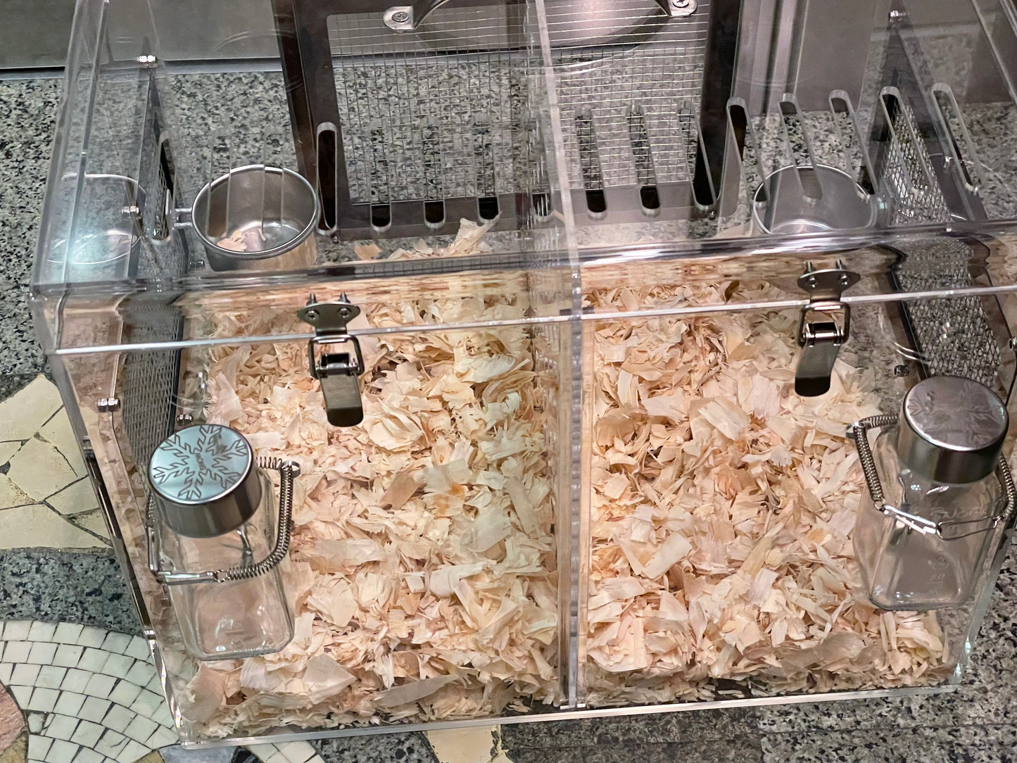 Medium Acrylic pairing cage cum carrier / temporary cage for 2 to 3 chinchillas