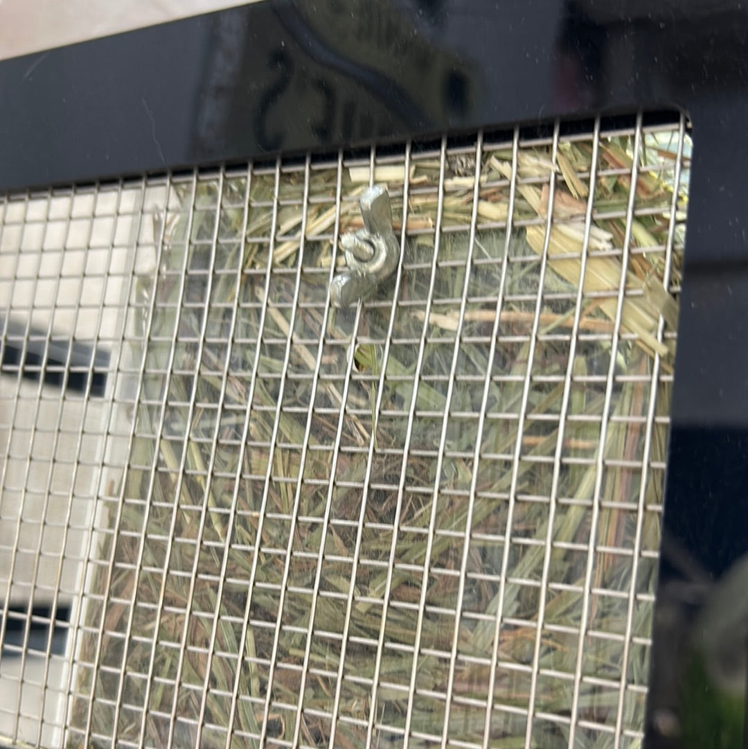 Acrylic hay holder / hay box/ holders hay rack 2 options —- sleek and fits any cage