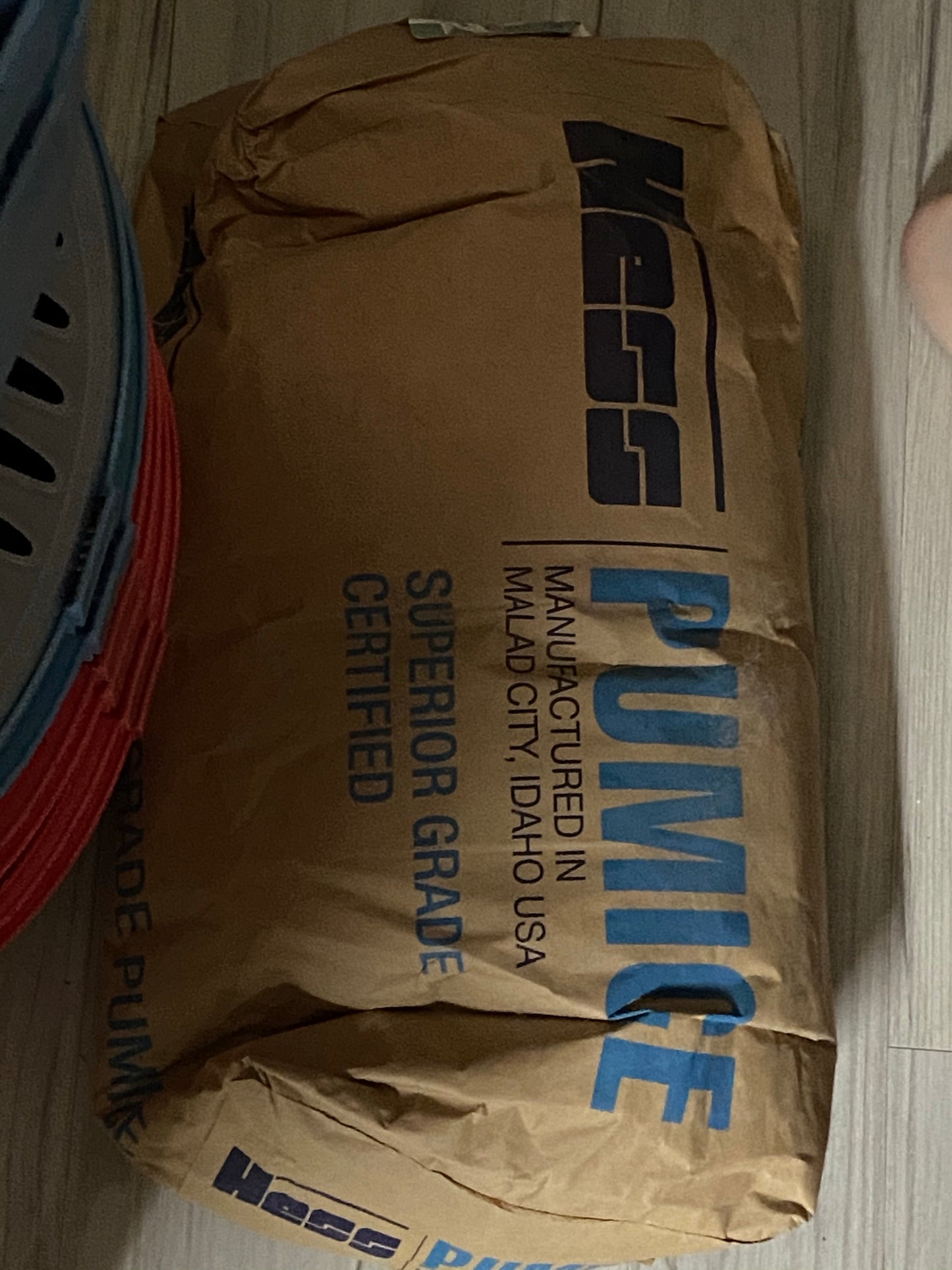Authentic Chilldust Bath Dust Powder ECBC standard, imported and packed by HESS pumice USA. 11.26 kg packs at $100/ $8.88 per kg.