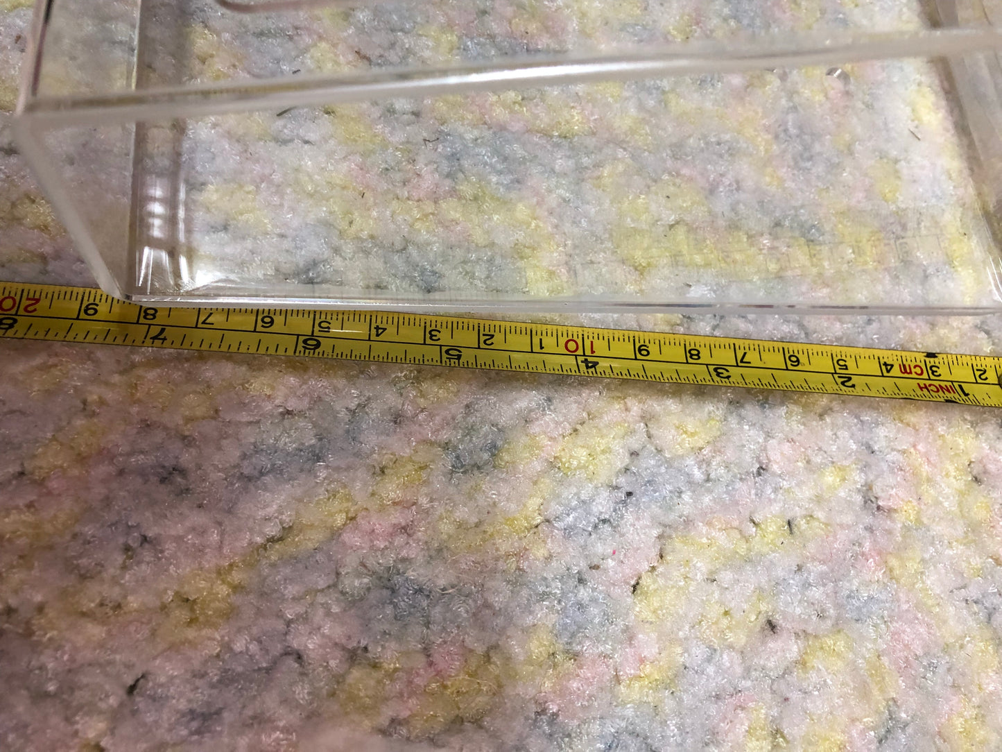 Acrylic hay holder / hay box/ holders hay rack 2 options —- sleek and fits any cage