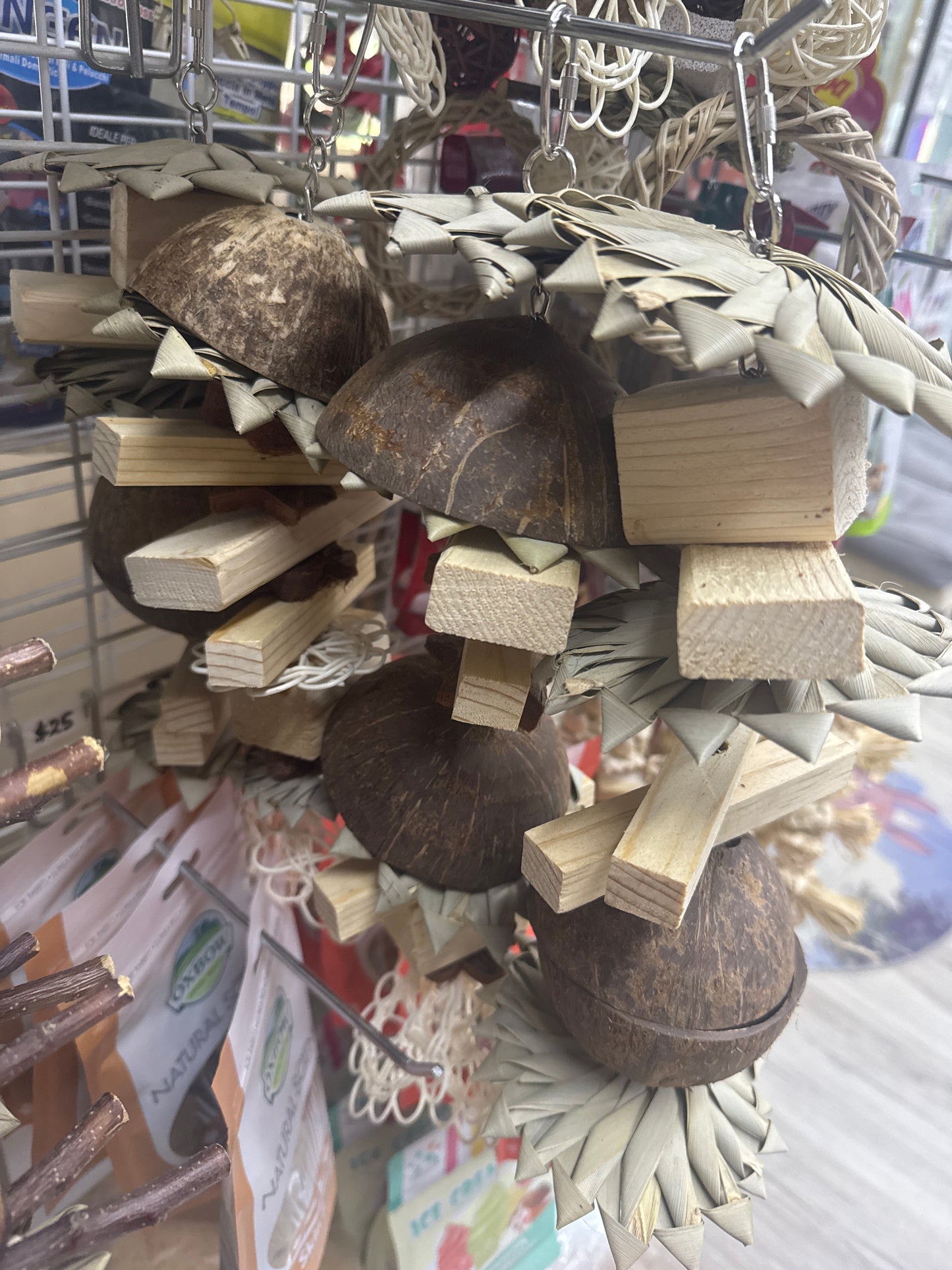 Pet palace beachgoers DIY stringed toys from USA mycritterstore.com