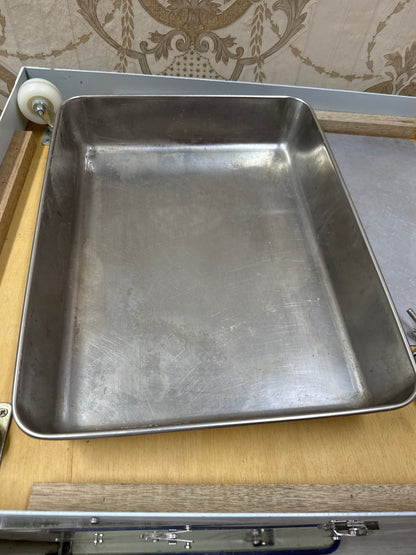 Used items/ used products/ 90% or brand néw items