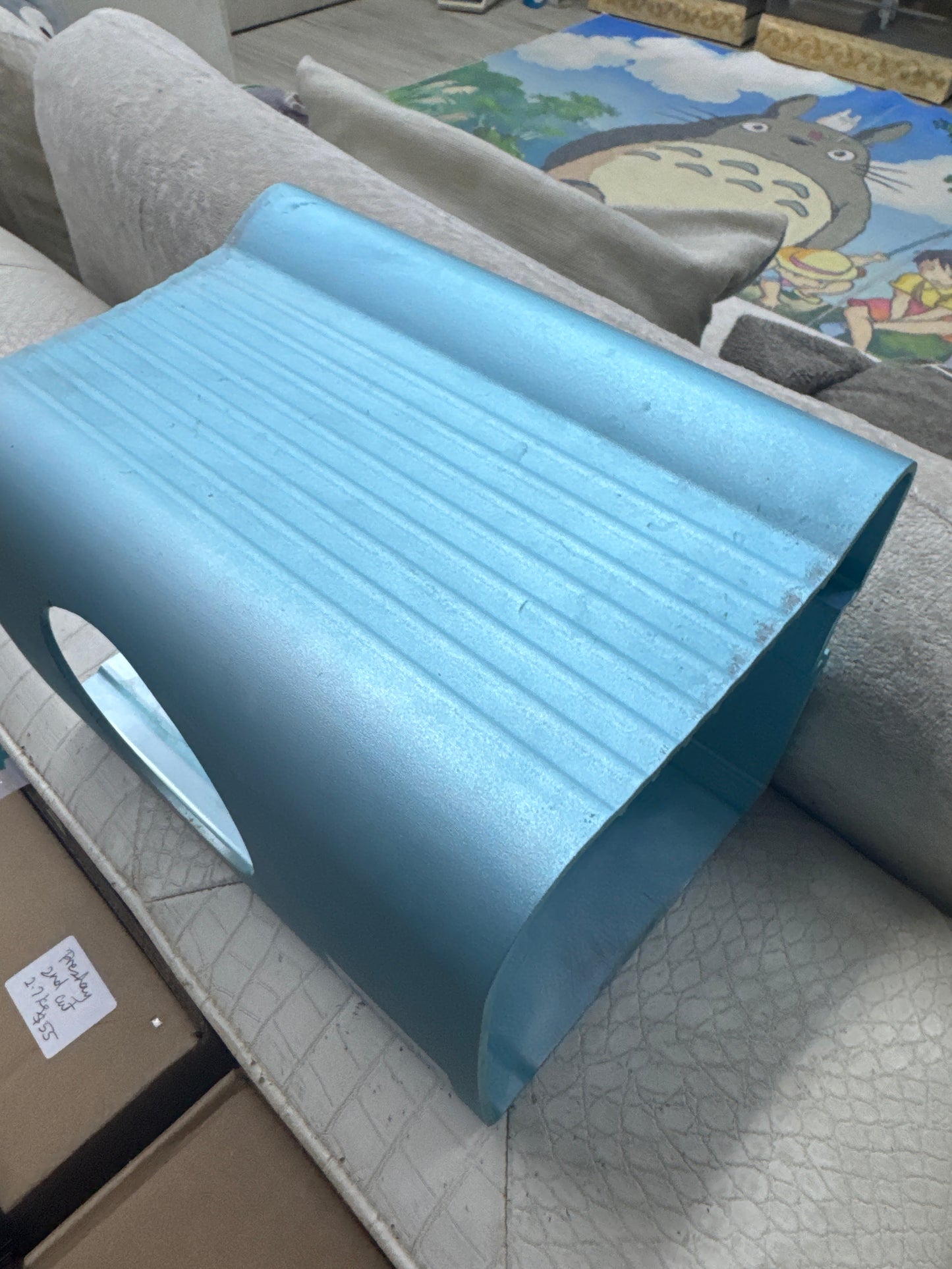 Used items/ used products/ 90% or brand néw items