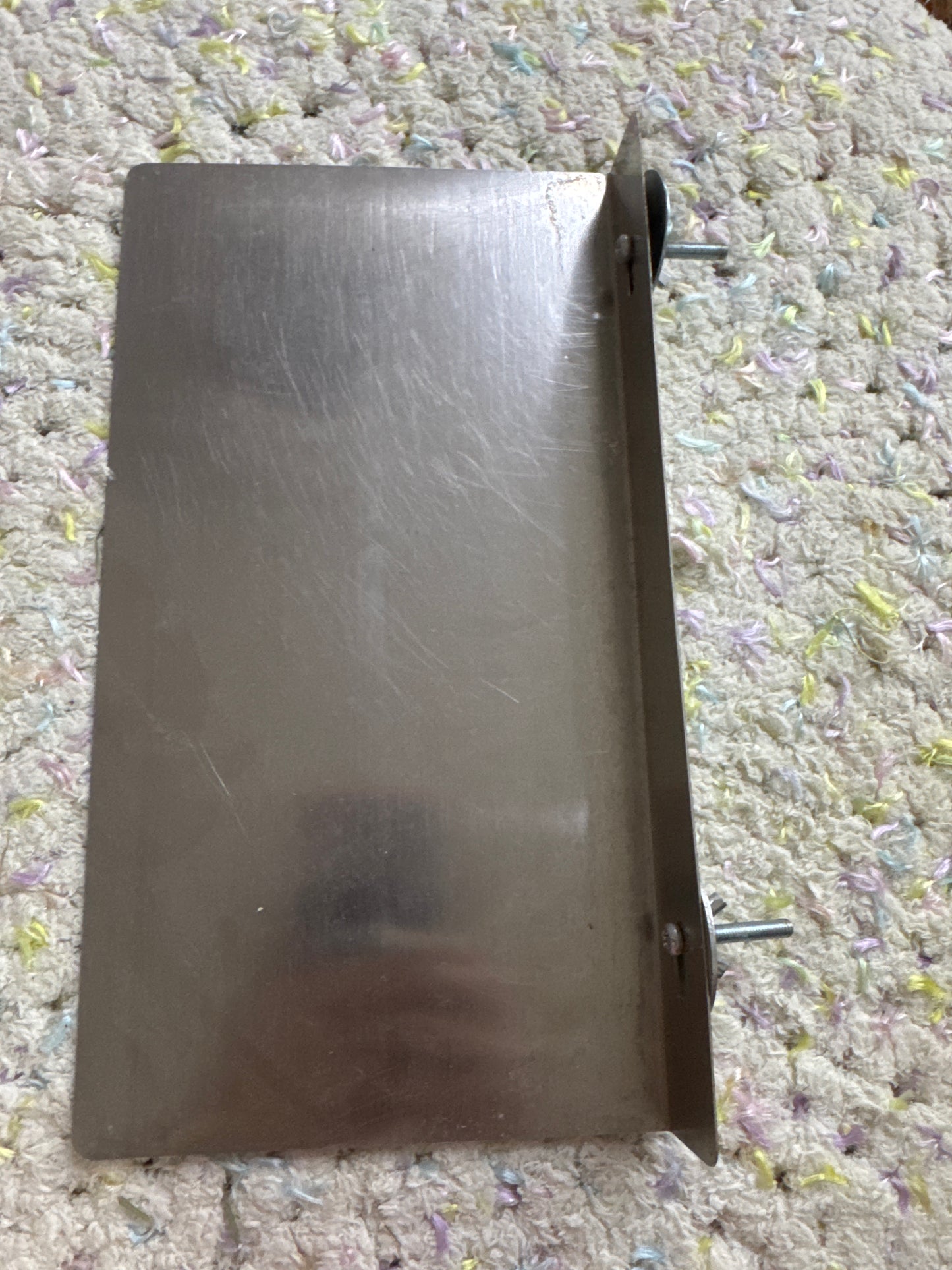 Used items/ used products/ 90% or brand néw items