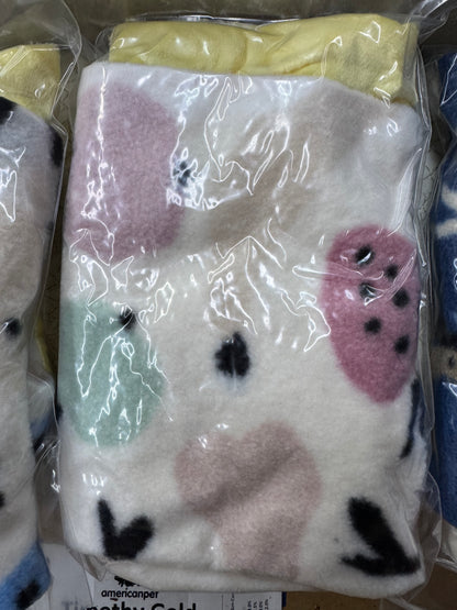 Anti Pill fleece products: chin beanies, tempura pillows and hammocks by Flurries