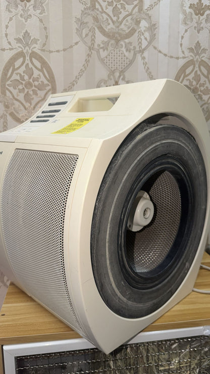 Clearance: Used Honeywell air purifier working well n cleaned