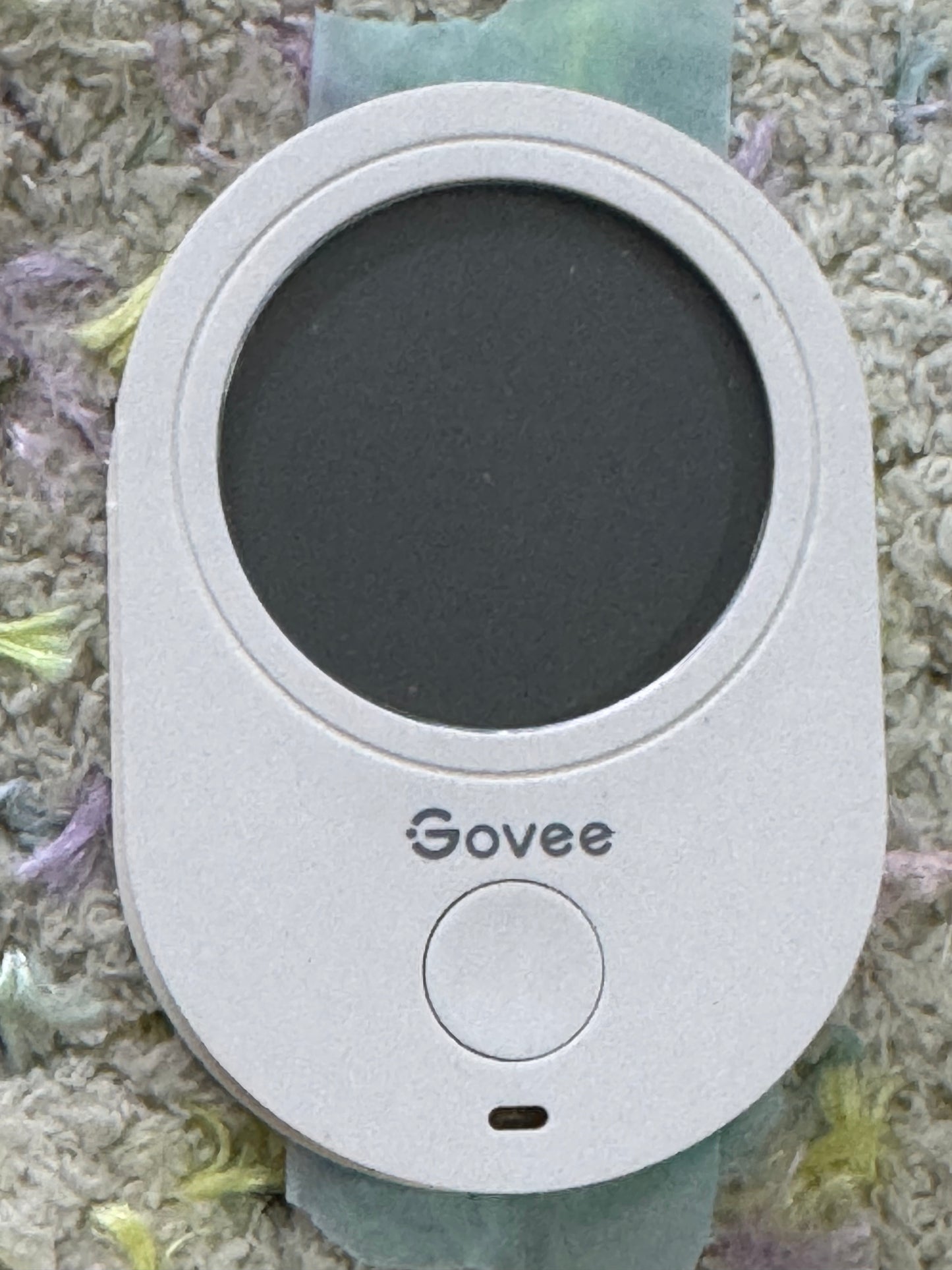 Used items/ used products/ 90% or brand néw items