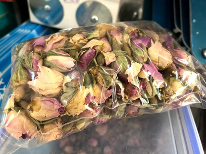 Rose buds (red or french) 30g