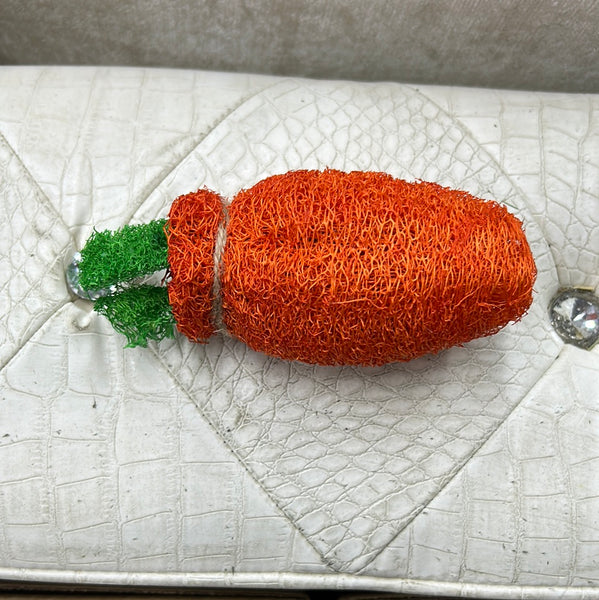 Food grade Loofah Carrots 15 to 18 cm