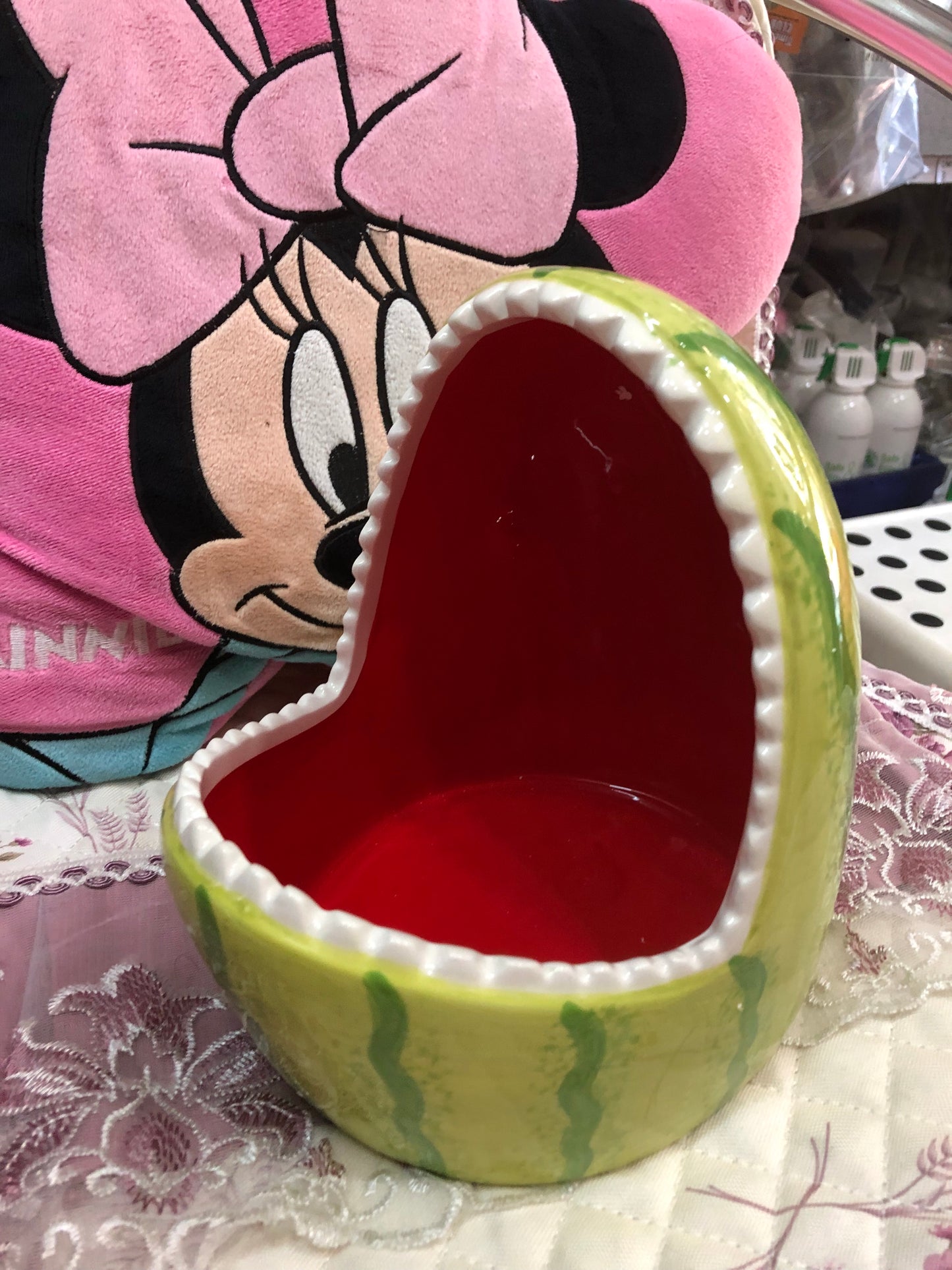 Watermelon shark chinchilla ceramic hideout