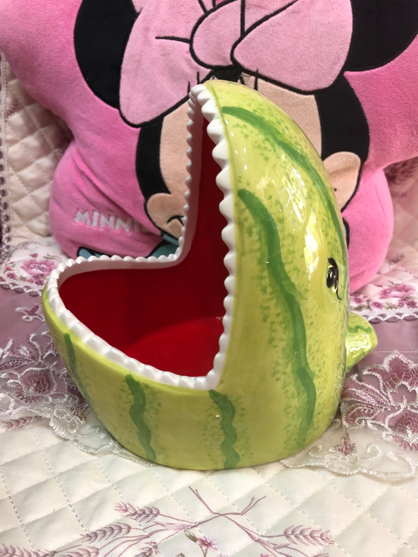 Watermelon shark chinchilla ceramic hideout